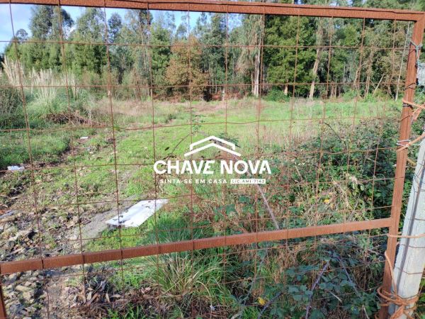 Land for sale in Santa Maria da Feira, Portugal — €120,000