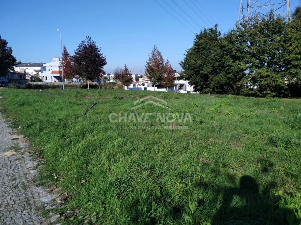 Land for sale in Maia, Portugal — €850,000