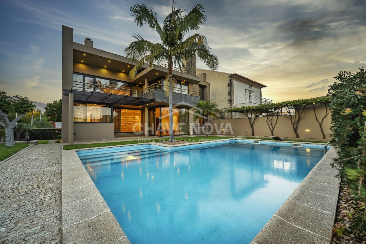 Moradia T4 para Venda em Custóias, Leça do Balio e Guifões