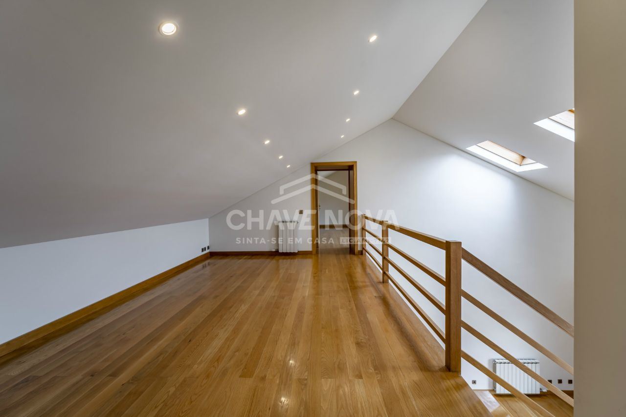 Moradia T4 para Venda em Custóias, Leça do Balio e Guifões