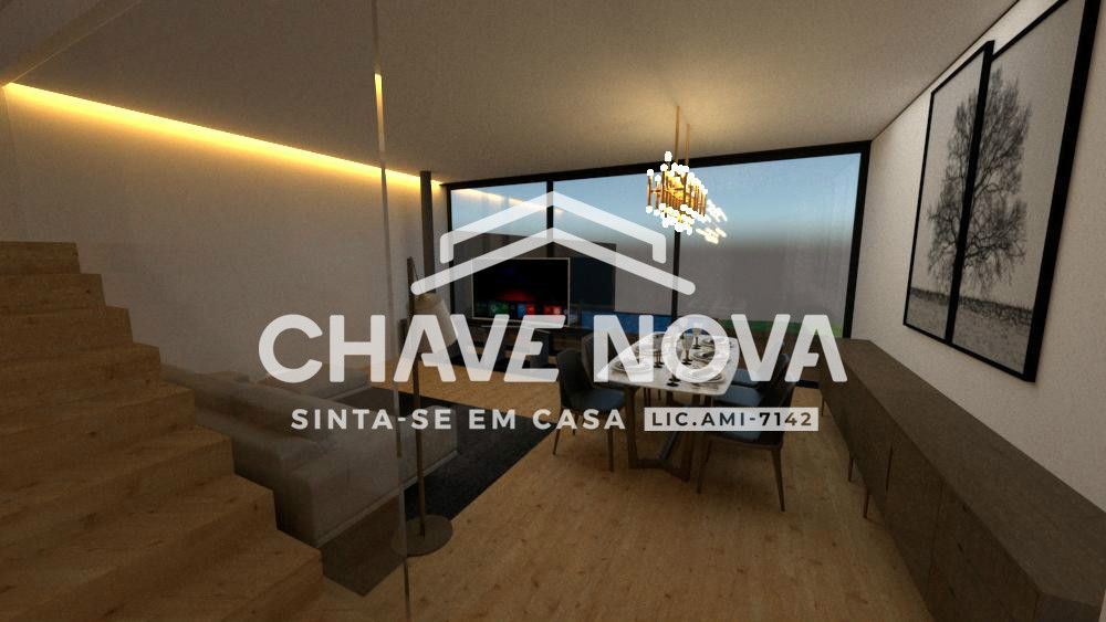 Terreno para Venda em Cidade da Maia Foto 4