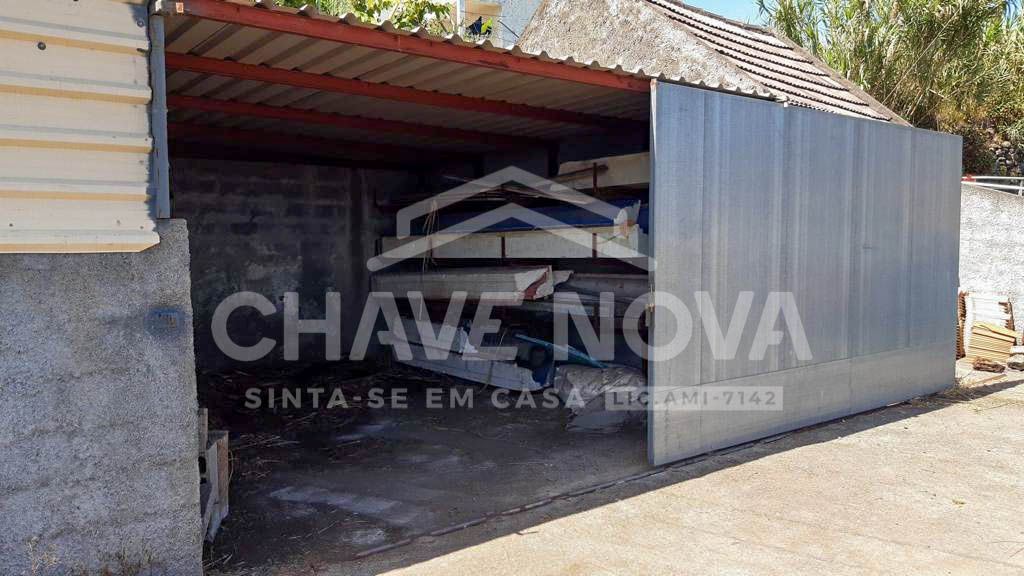 Terreno Rústico com Palheiro e garagem para Venda - Canhas - Ponta do Sol