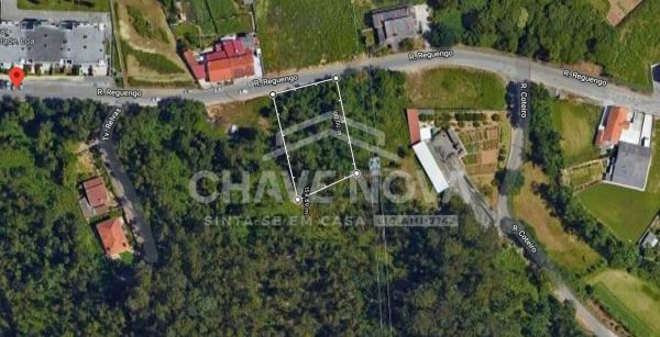 Land for sale in Vila Nova de Gaia, Portugal — €80,000