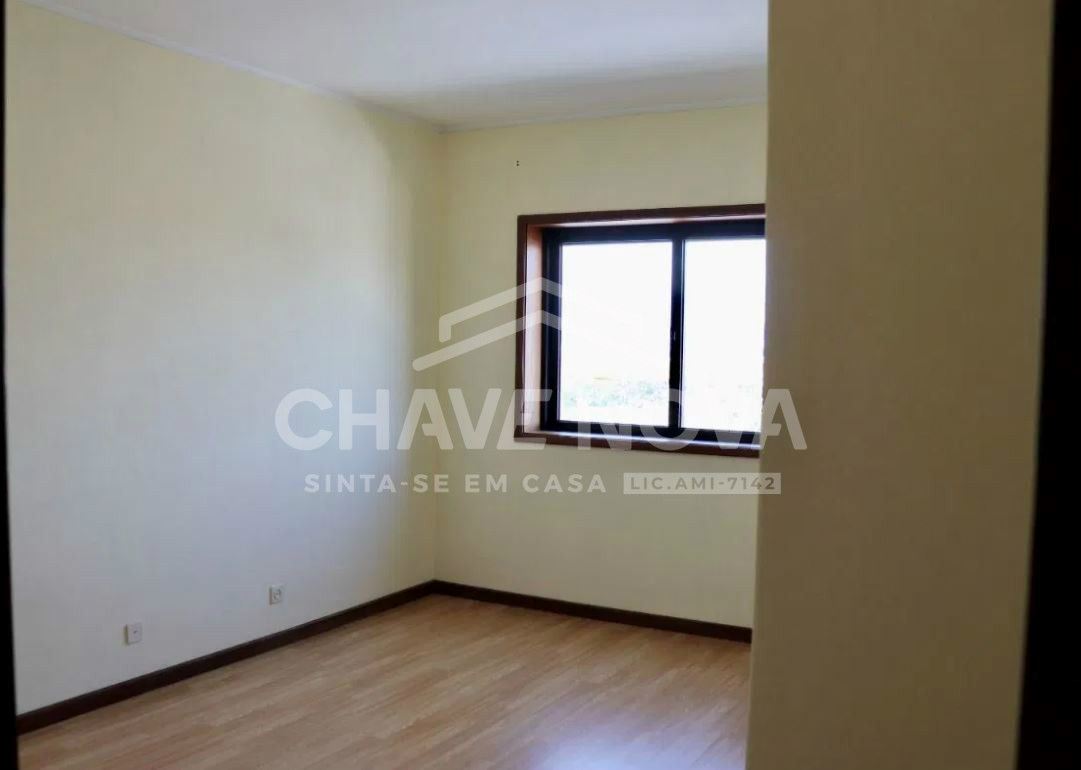 Apartamento T2 para Venda em Mafamude e Vilar do Paraíso Foto 15/23