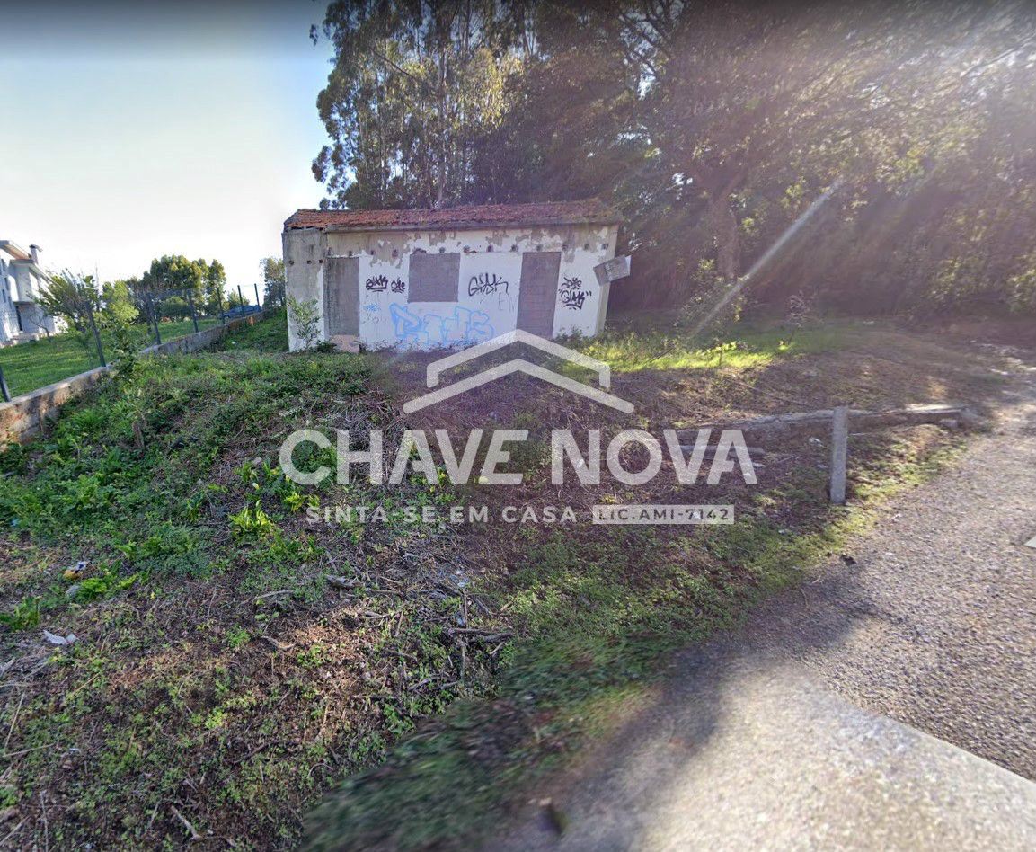 Terreno Para Construção de Moradia Isolada em Vilar de Andorinho (Quinta da Seara)
