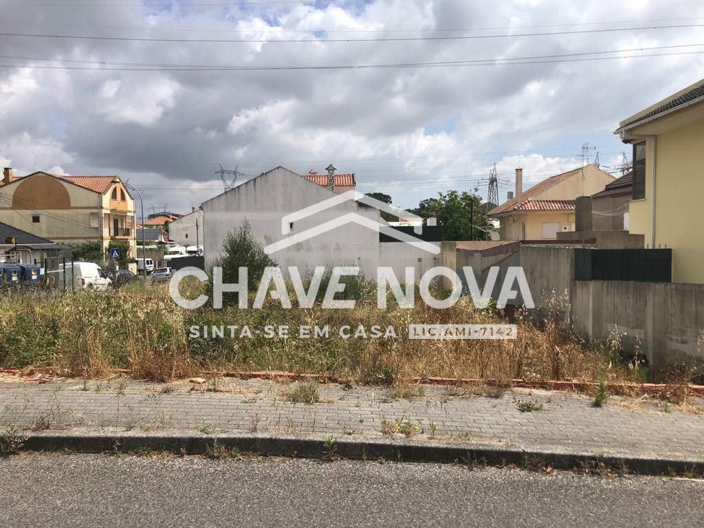 Terreno para moradia individual com projeto aprovado
