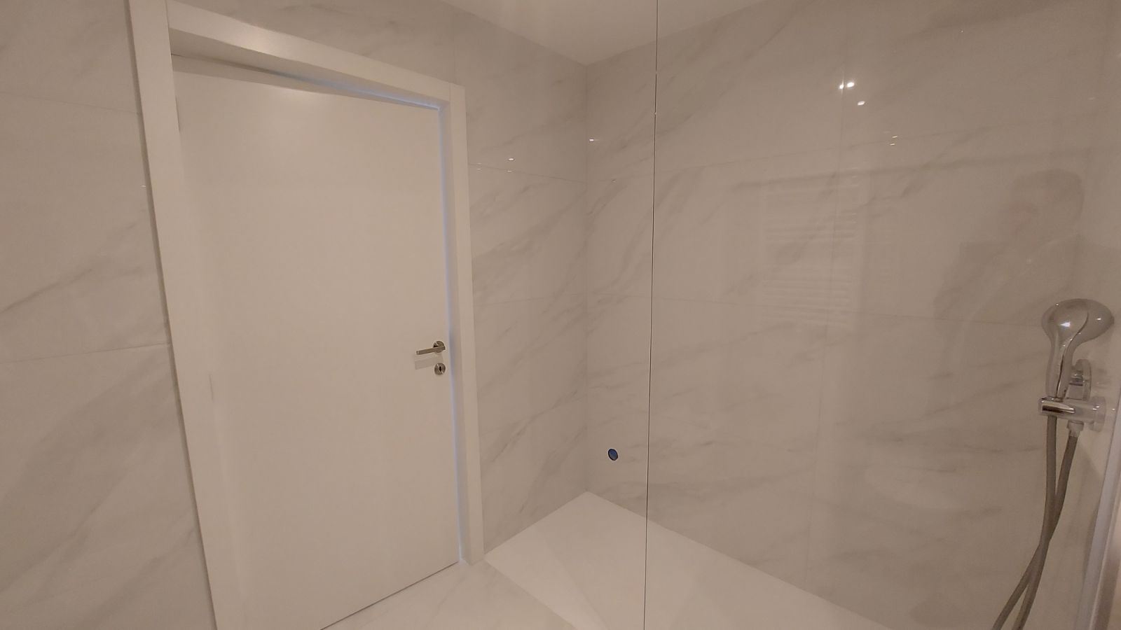 Apartamento T0 para Venda em Oliveira do Douro Foto 9