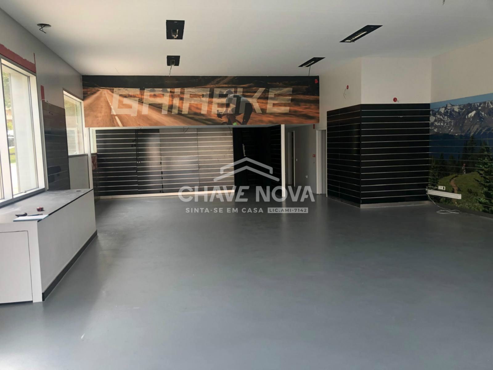 Loja para Arrendamento em Lordelo do Ouro e Massarelos Foto 11