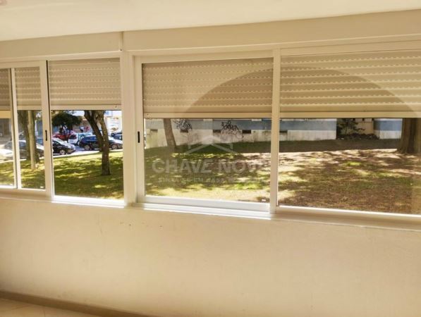 Apartamento T2 em Massamá - Ótima localização