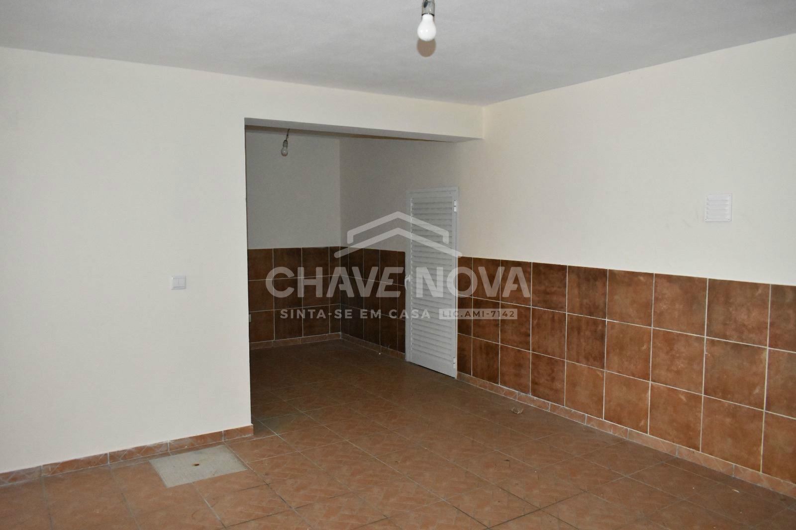 Moradia T3 para Venda em Branca