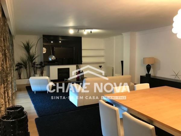 Apartamento T5 venda  com vista mar, na Madalena Vila Nova Gaia 