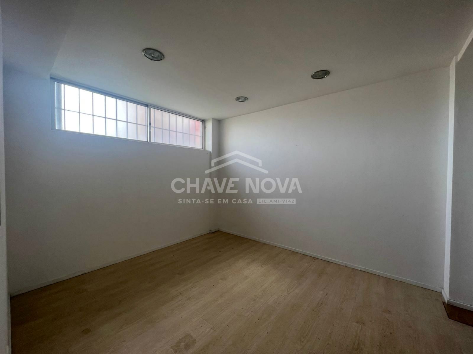 Loja para Venda em Aguçadoura e Navais