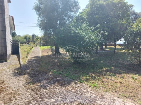 Quinta c/ terreno de 17.880mtrs2 | Arcos de Valdevez 