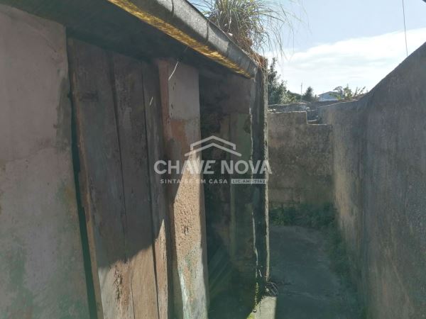 Moradia para Reconstrução em Espinho