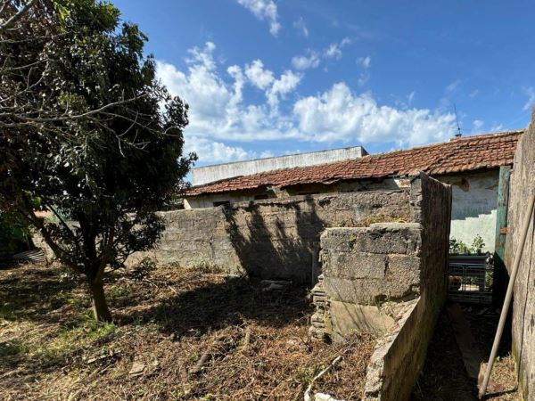 Moradia para Reconstrução em Espinho