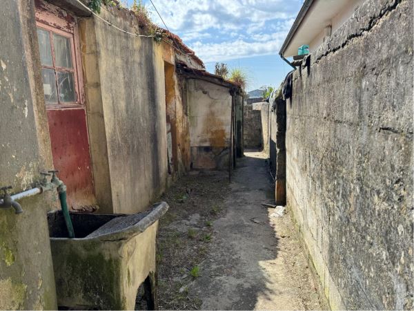 Moradia para Reconstrução em Espinho
