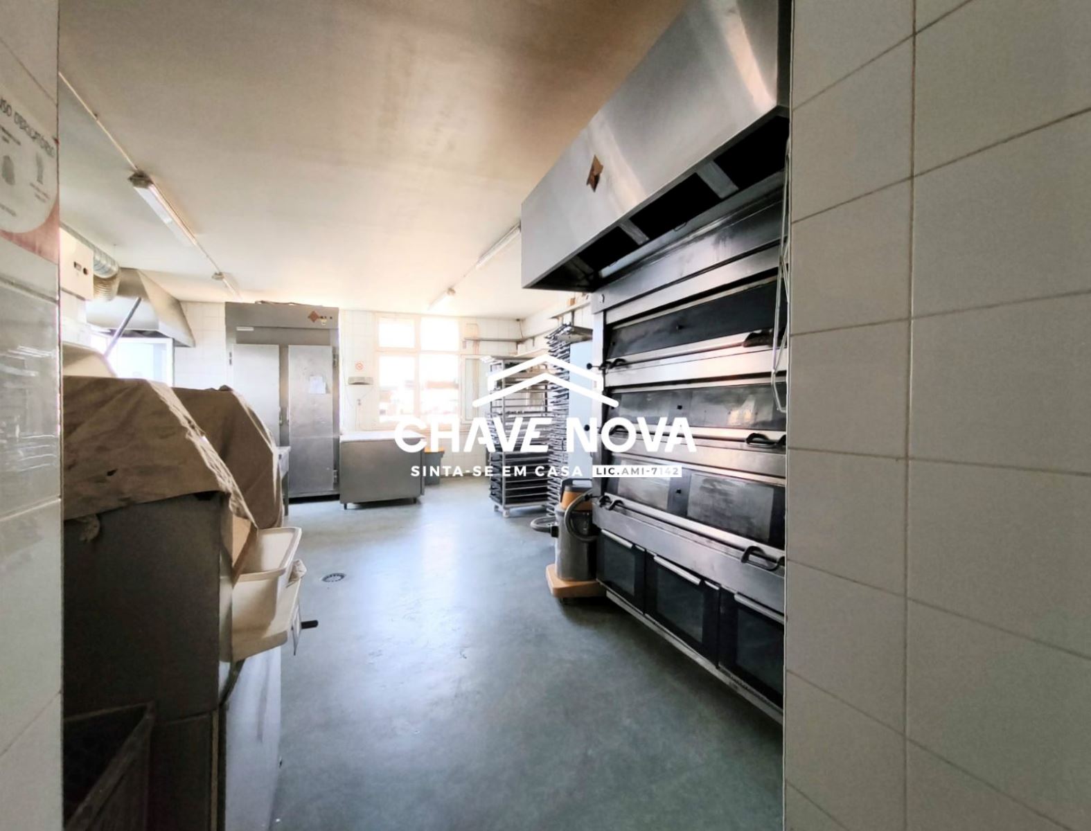 Loja para Trespasse em São Miguel do Souto e Mosteirô