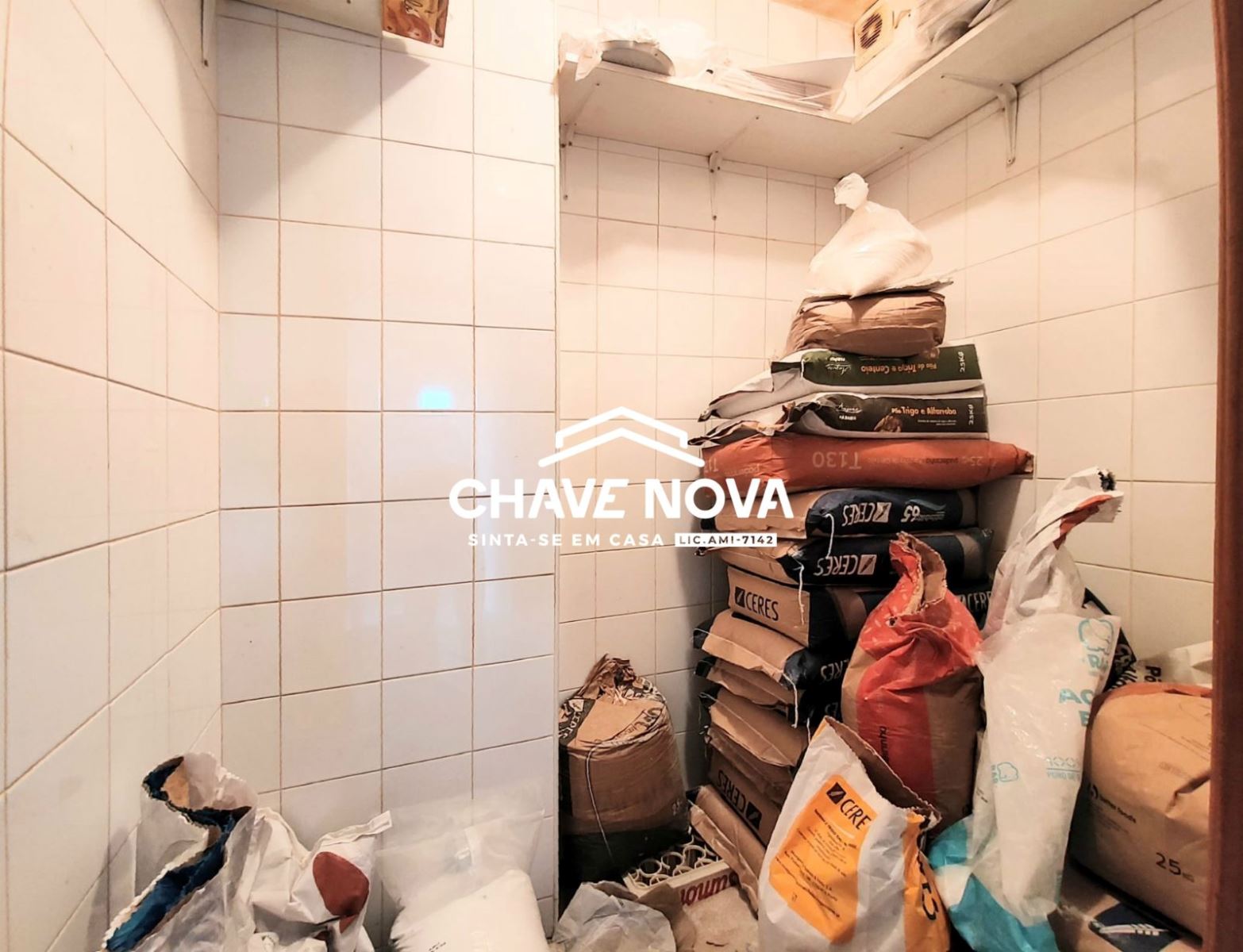 Loja para Trespasse em São Miguel do Souto e Mosteirô