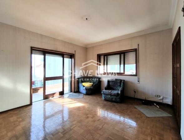 Moradia isolada T3 para venda em Lourosa