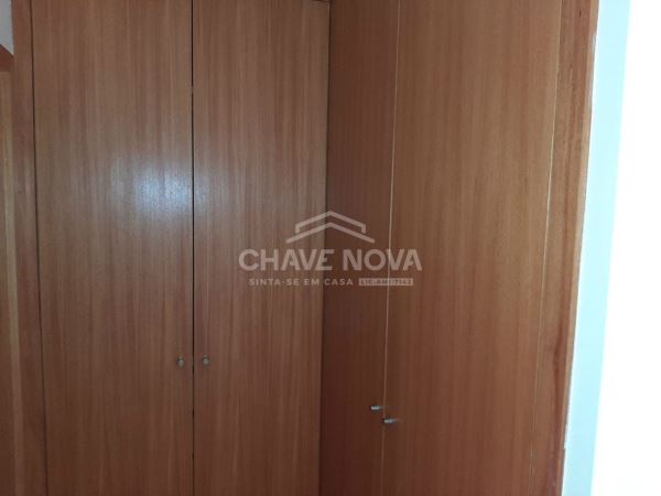 T3 com garagem e arrumos ao Amial