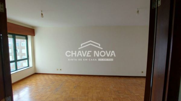 Apartamento T2 - Senhora da Hora 