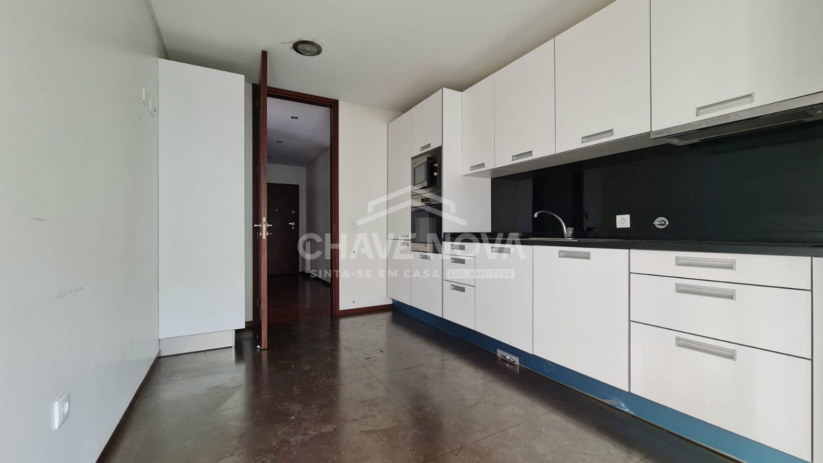 Apartamento T2 c/ lugar de garagem - Bonfim, Porto