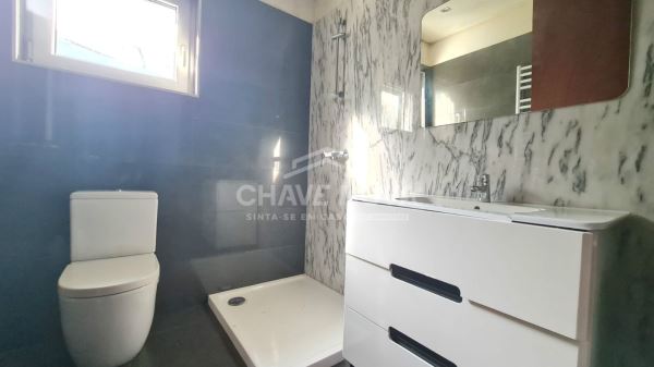 Apartamento T2 c/ lugar de garagem - Bonfim, Porto