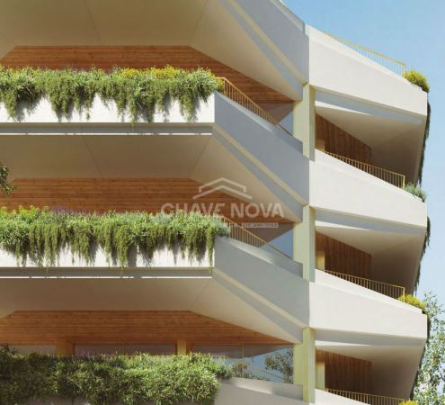 Apartamento T4 Penthouse na Avenida da Boavista em condomínio de luxo