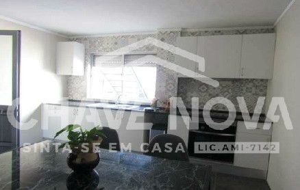 Moradia T3, para venda, com logradouro, em Salreu