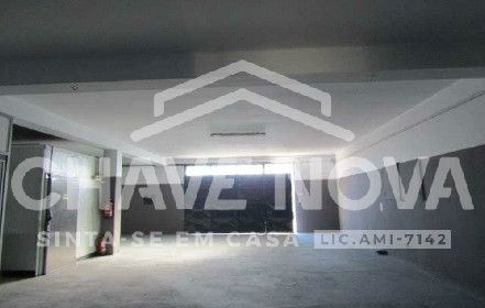 Moradia T3, para venda, com logradouro, em Salreu