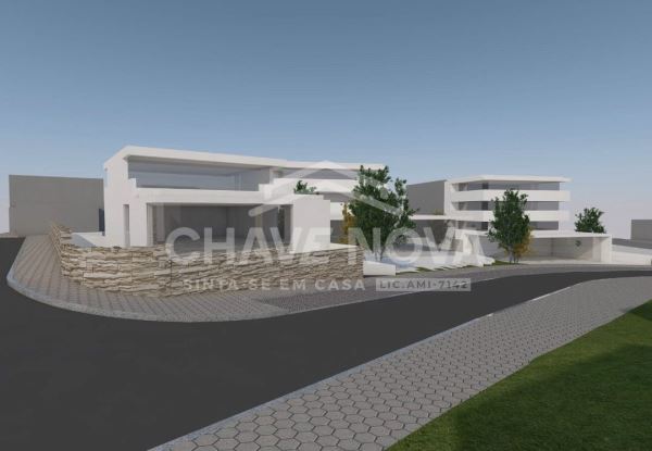 Terreno em Canidelo para construção em altura