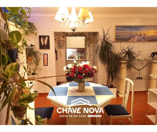 Apartamento T2 em Quarteira a 125 metros da praia. 