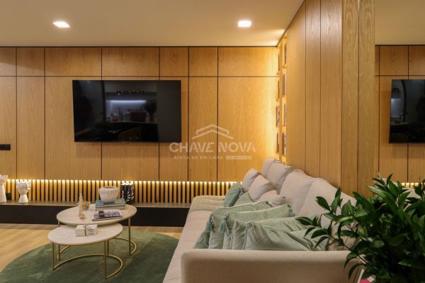 Apartamento novo T3 com varanda, em Agras - Esgueira