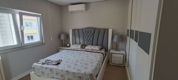Magnífica Vivenda T5 em área residencial de Quarteira