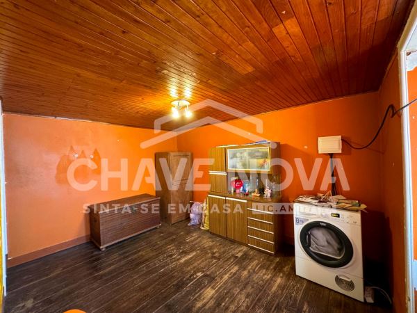 Quinta c/ terreno (23.890 m2) no Caniço de Baixo - Vistas Mar