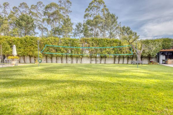 Moradia isolada V4, com 1538m2 de terreno, jardim, piscina, aréa de lazer e anexo habitacional - Espinho