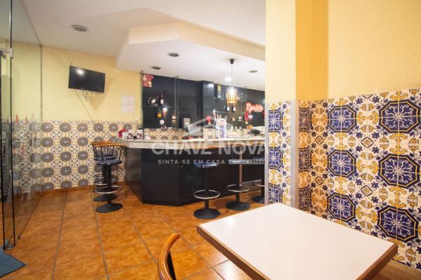 Restaurante para Trespasse na Rua Costa Cabral 