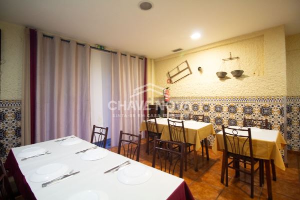 Restaurante para Trespasse na Rua Costa Cabral 
