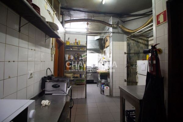 Restaurante para Trespasse na Rua Costa Cabral 