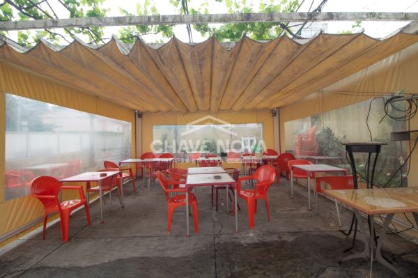 Trespasse de Café Snack Bar em funcionamento bem localizado em Vila Nova de Gaia