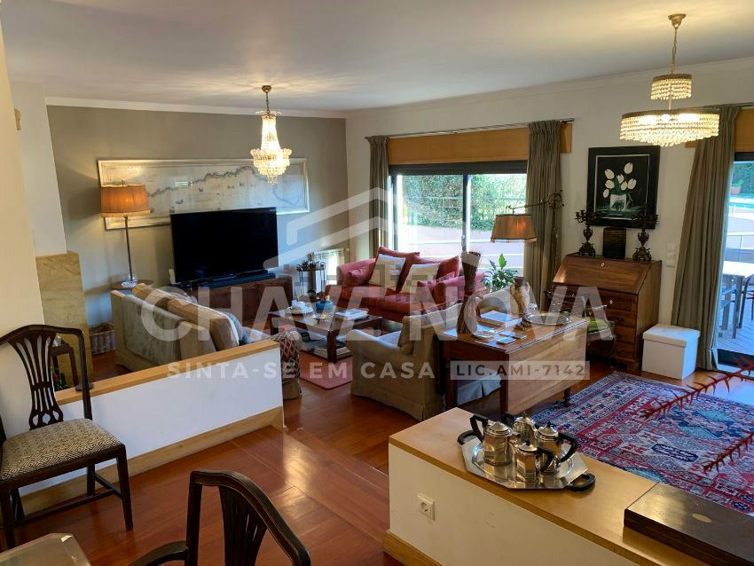 Fantástica moradia T5 com piscina à venda em Fonte da Moura Fantástica moradia T5 com piscina à venda em Fonte da Moura