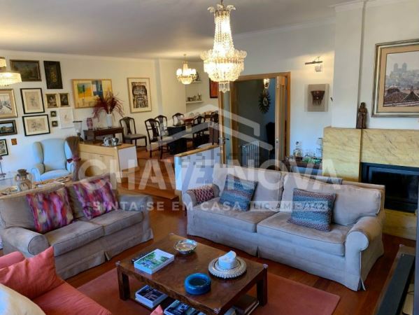 Fantástica moradia T5 com piscina à venda em Fonte da Moura Fantástica moradia T5 com piscina à venda em Fonte da Moura