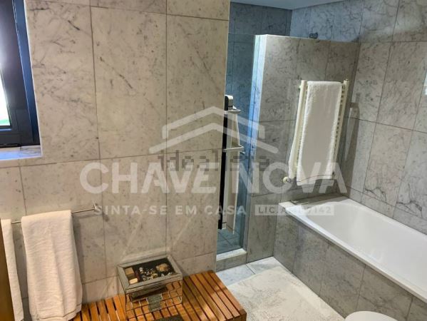 Fantástica moradia T5 com piscina à venda em Fonte da Moura Fantástica moradia T5 com piscina à venda em Fonte da Moura