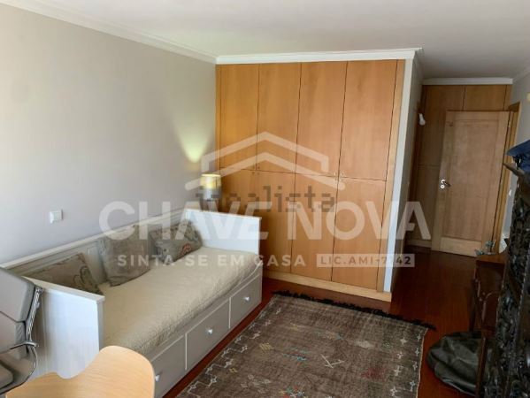 Fantástica moradia T5 com piscina à venda em Fonte da Moura Fantástica moradia T5 com piscina à venda em Fonte da Moura