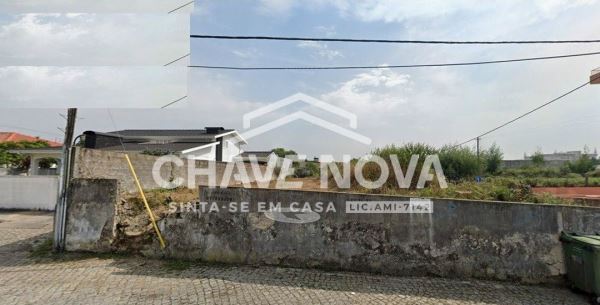 Land for sale in Vila Nova de Gaia, Portugal — €265,000