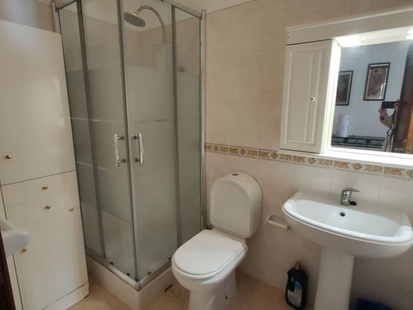 Apartamento para arrendar ao ano