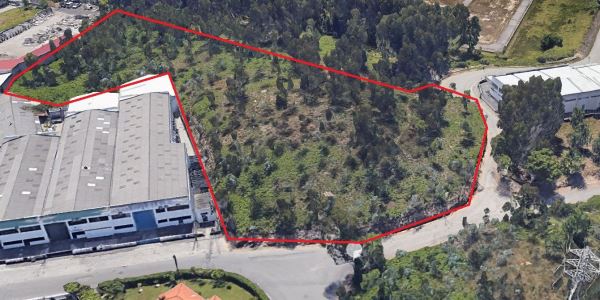 Terreno para indústria em Canelas  Gaia Porto