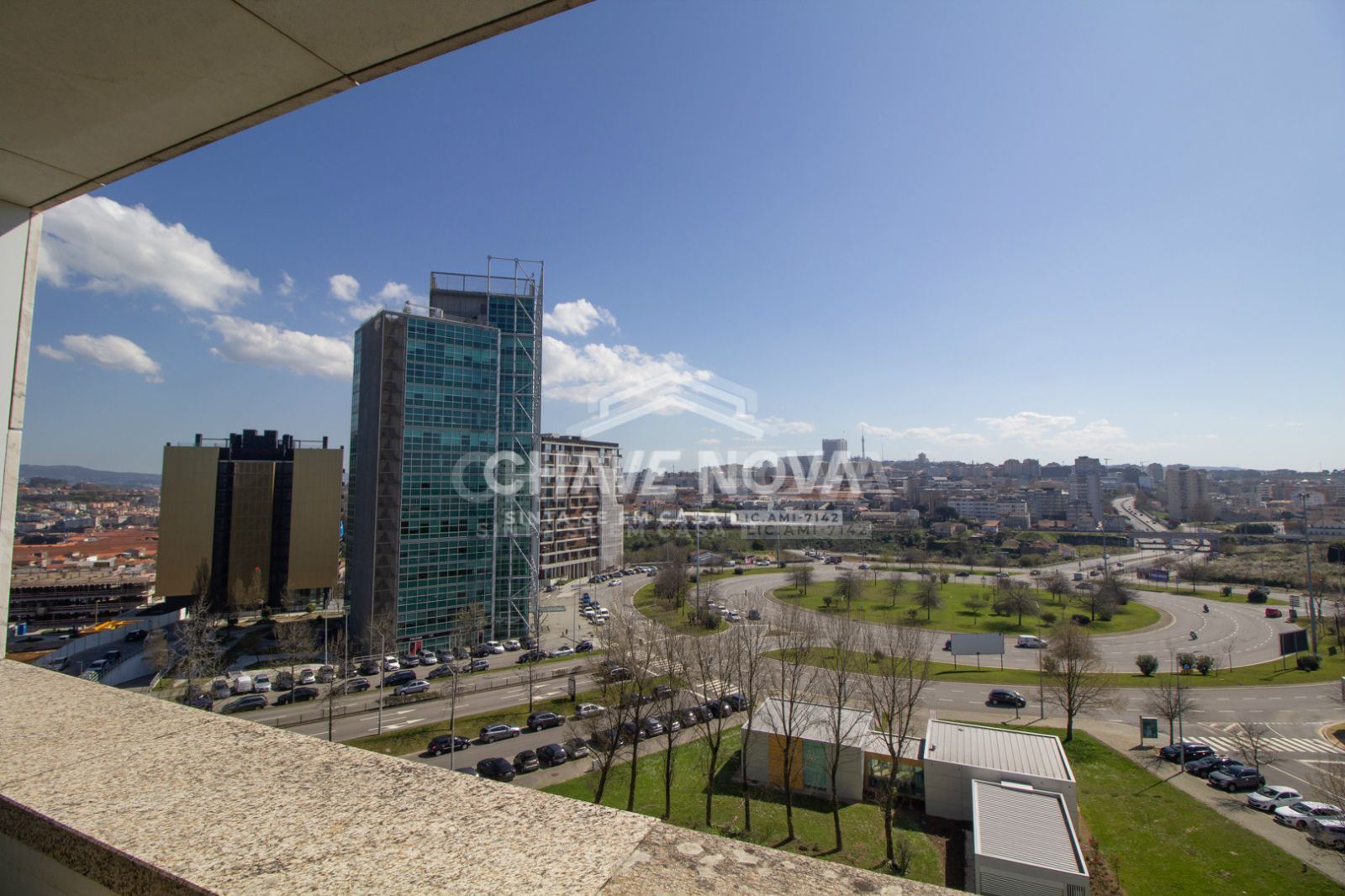 Apartamento T2 na VL8, construção Teixeira Duarte 