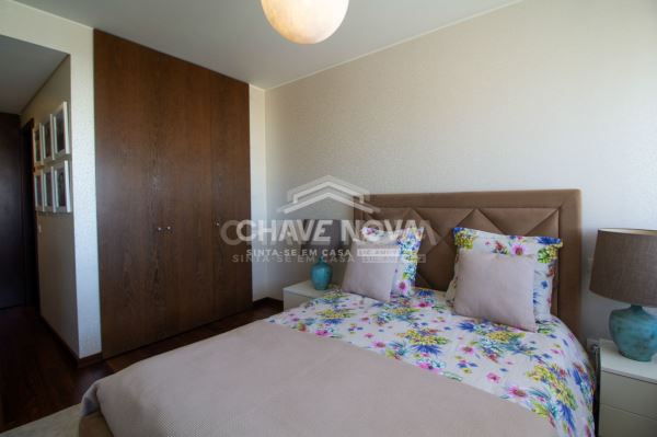 Apartamento T2 na VL8, construção Teixeira Duarte 