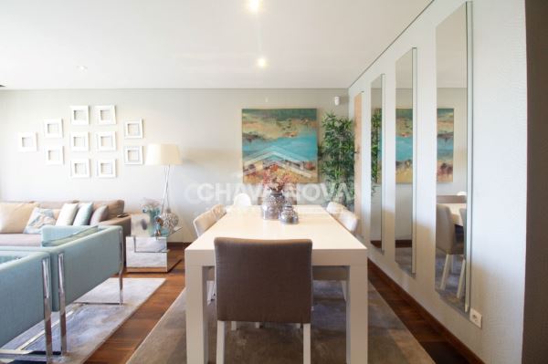 Apartamento T2 na VL8, construção Teixeira Duarte 